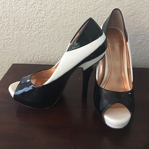 BCBGeneration black and white heels